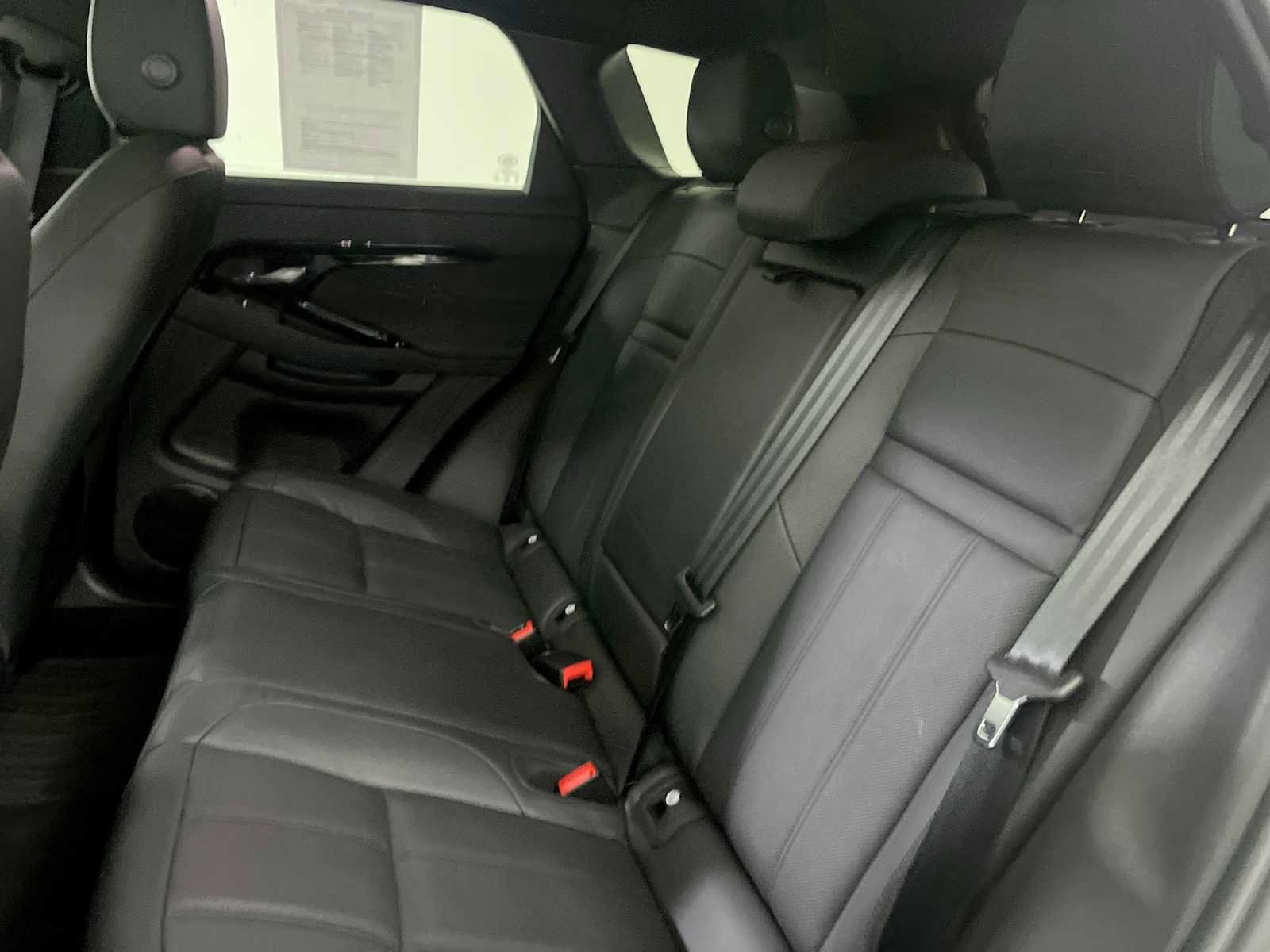 Used 2025 Land Rover Range Rover Evoque Dynamic SE AWD/4WD image 31