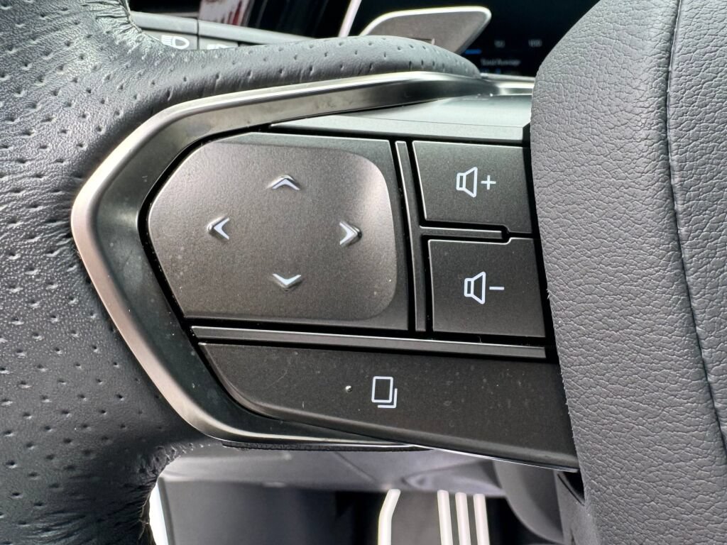 Used 2025 Lexus RX 500h F Sport w/ Convenience Package AWD/4WD image 25