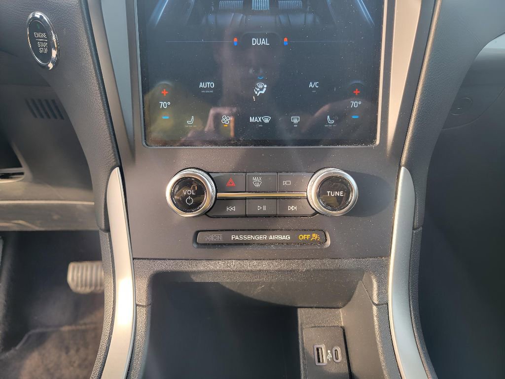 Used 2024 Ford Edge SEL AWD/4WD image 21