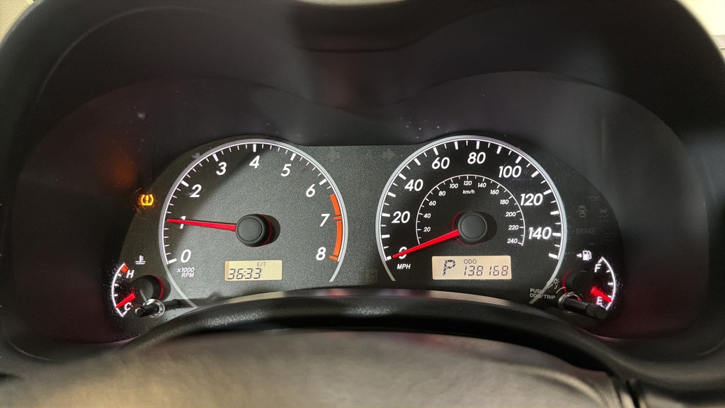 Used 2013 Toyota Corolla LE w/ Premium Pkg FWD image 29