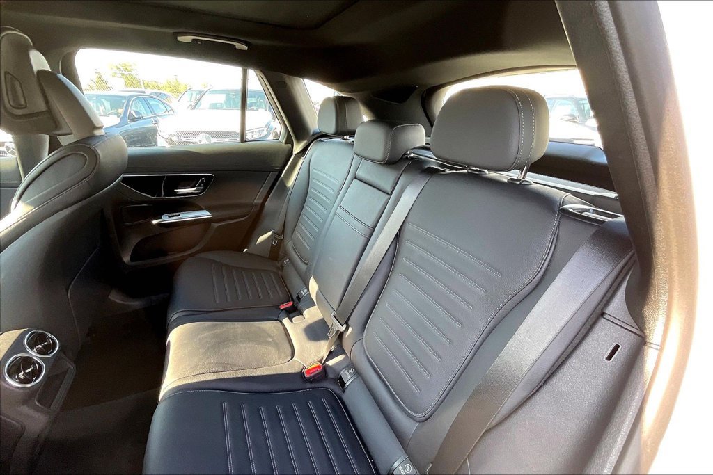 Certified 2025 Mercedes-Benz GLC 43 AMG 4MATIC image 17