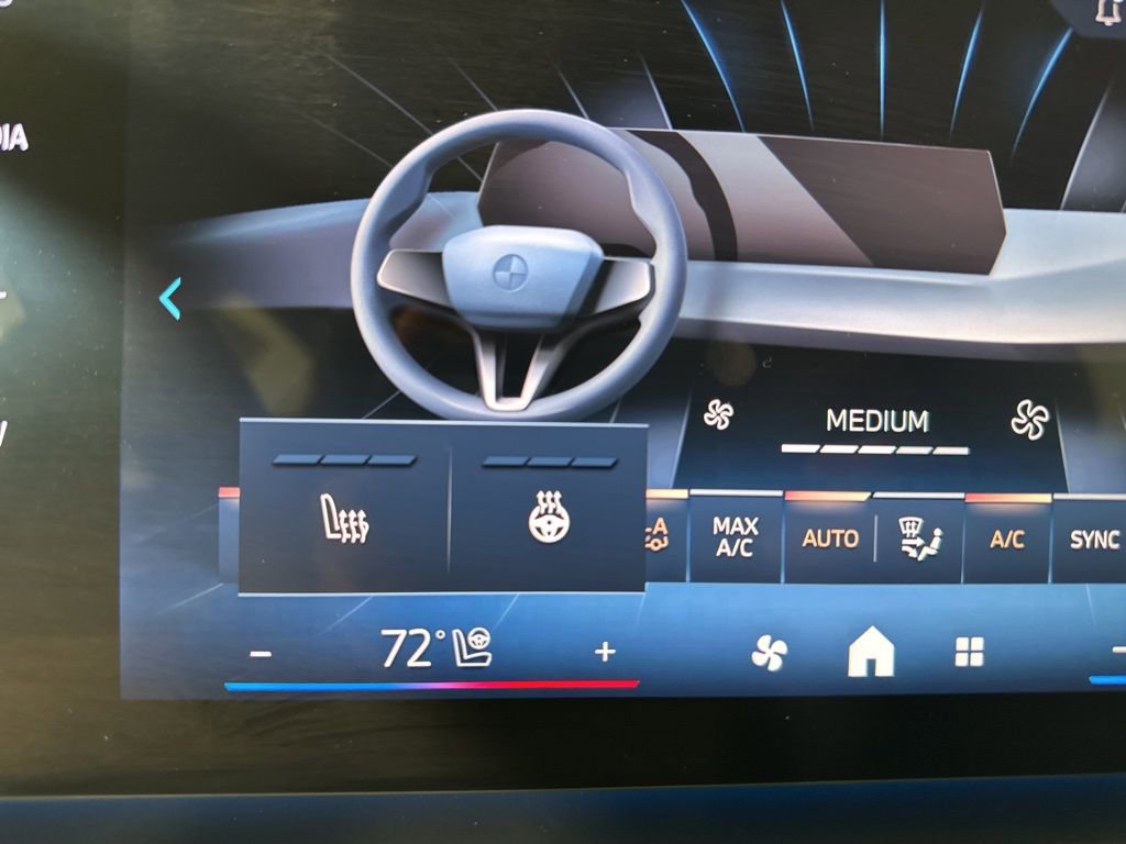 Used 2025 BMW 228i xDrive w/ Technology Package image 15