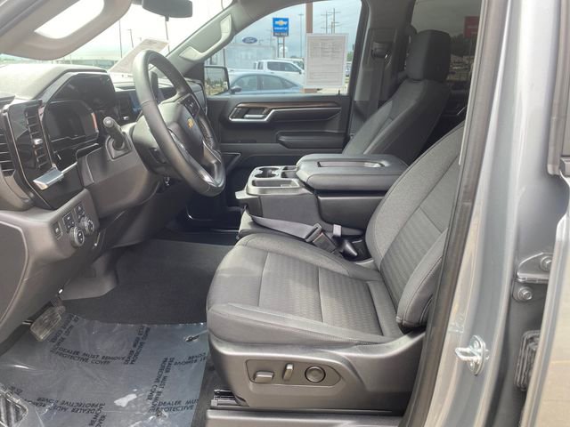 Used 2023 Chevrolet Silverado 1500 LT AWD/4WD image 12