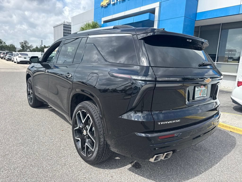 Used 2026 Chevrolet Traverse High Country w/ LPO, Floor Liner Package FWD image 7