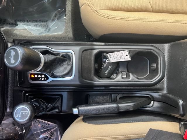 Used 2021 Jeep Wrangler Unlimited Sport AWD/4WD image 9