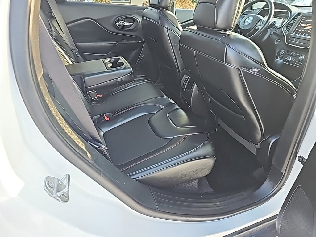 Used 2019 Jeep Cherokee Trailhawk w/ Comfort/Convenience Group image 16