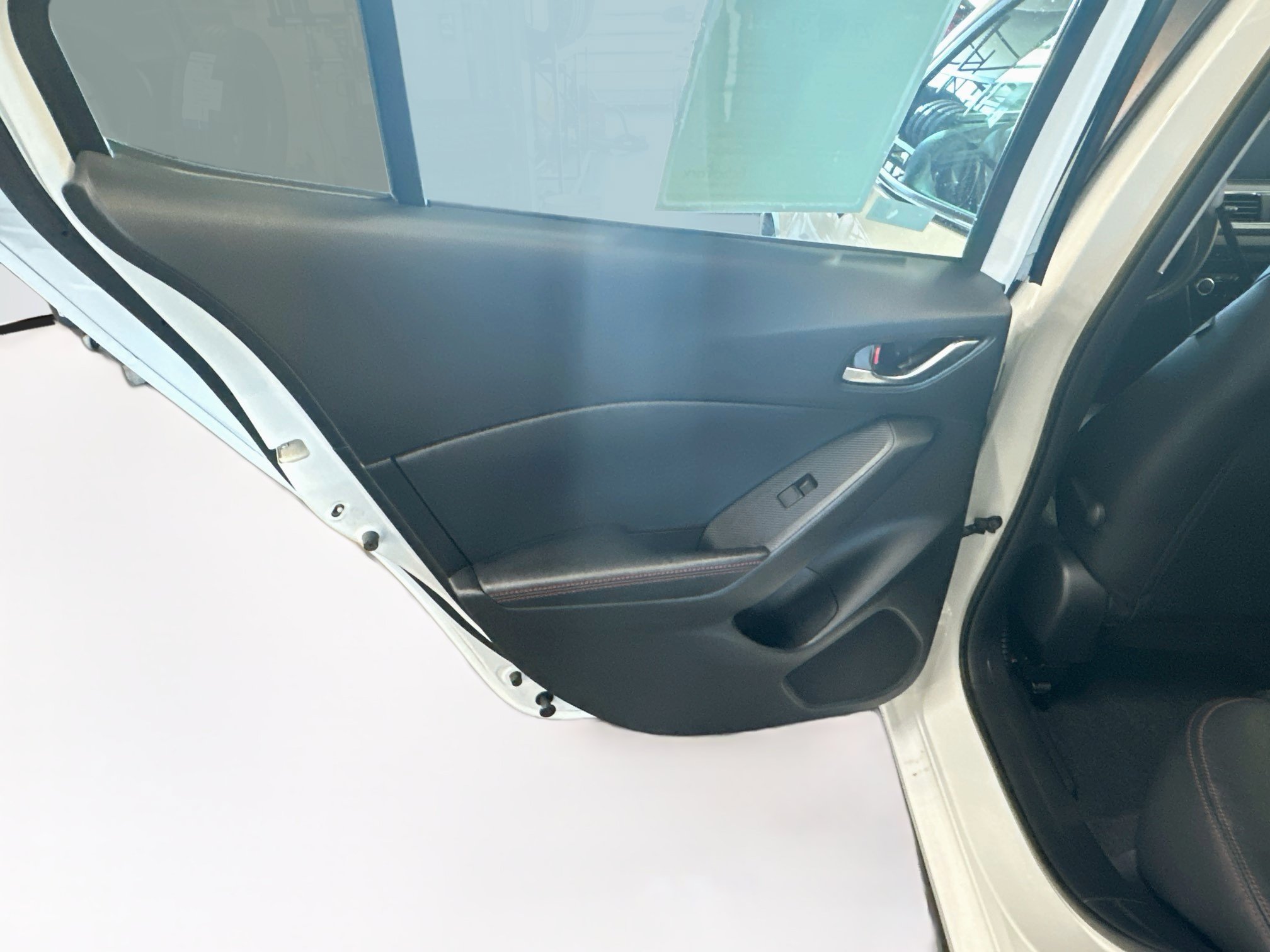 Used 2014 MAZDA MAZDA3 s Grand Touring FWD image 28