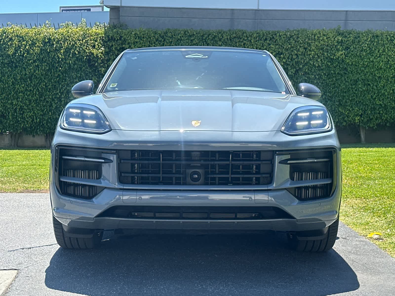 New 2026 Porsche Cayenne GTS AWD/4WD image 11