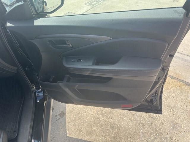 Used 2023 Honda Passport EX-L image 39