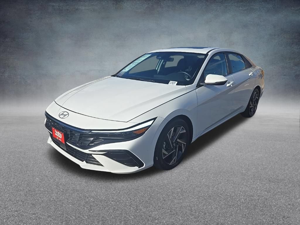 Used 2025 Hyundai Elantra Limited FWD image 8