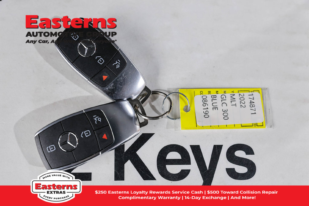 Used 2022 Mercedes-Benz GLC 300 4MATIC image 27