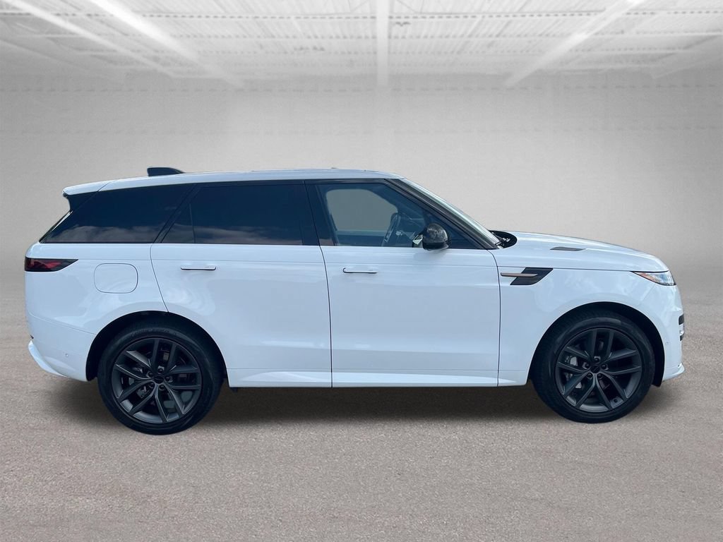 New 2026 Land Rover Range Rover Sport Dynamic SE AWD/4WD image 6