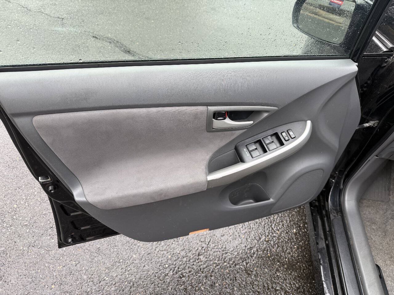 Used 2010 Toyota Prius FWD image 9