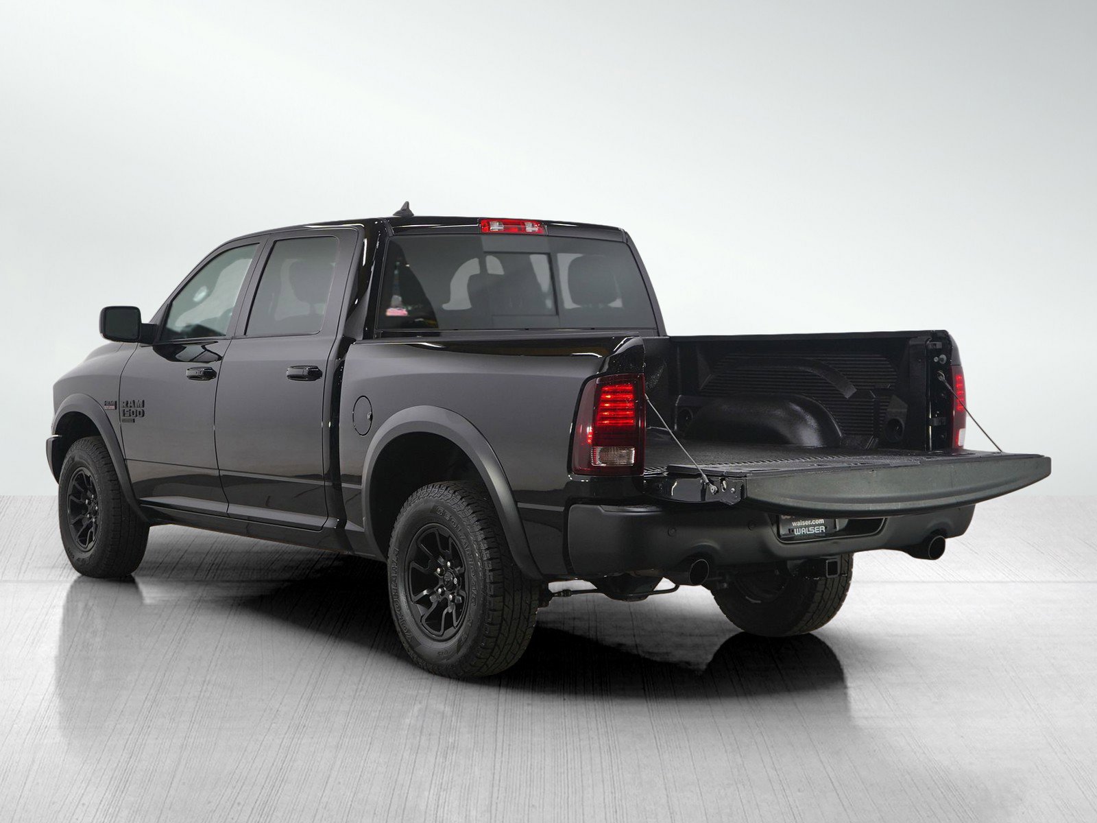 Used 2023 RAM 1500 Classic Warlock image 9