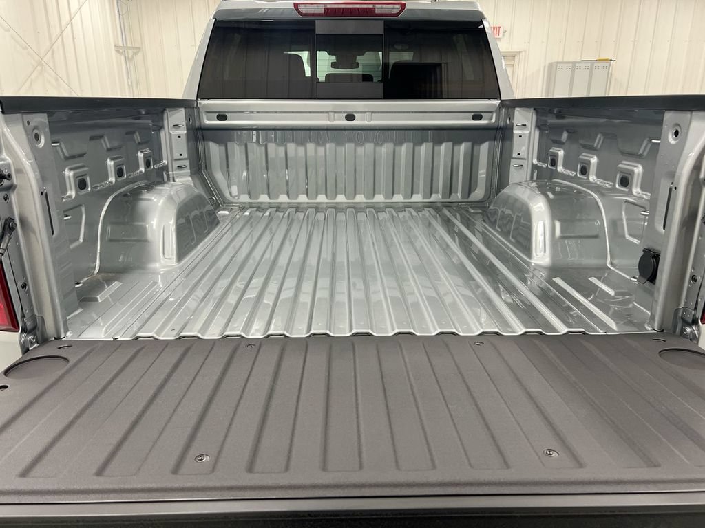 New 2026 Chevrolet Silverado 1500 LT AWD/4WD image 23