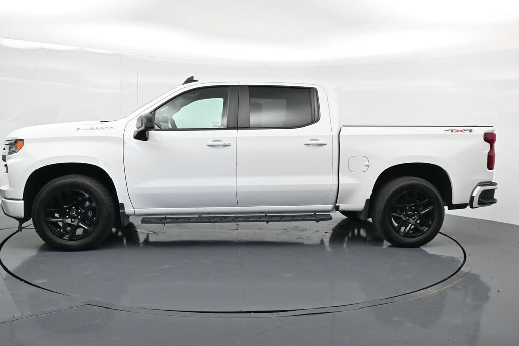 Used 2025 Chevrolet Silverado 1500 RST w/ LPO, Liner Protection Package AWD/4WD image 4