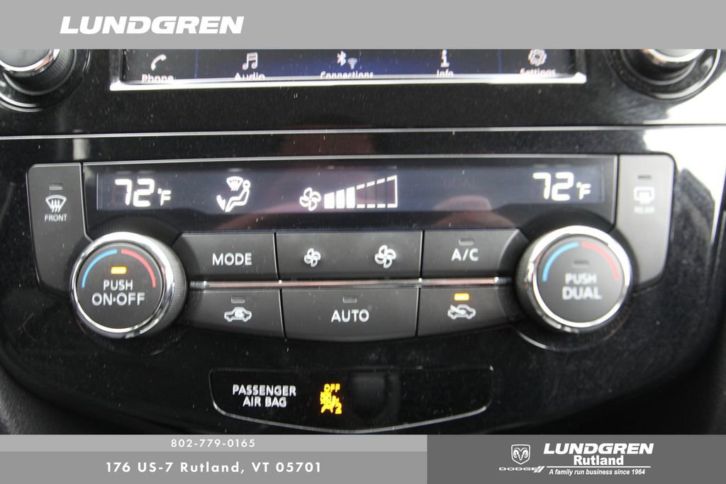 Used 2020 Nissan Rogue SV image 23