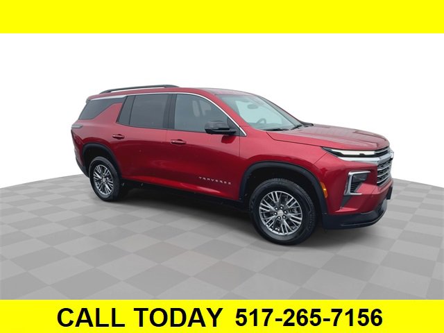 Used 2024 Chevrolet Traverse LT image 2