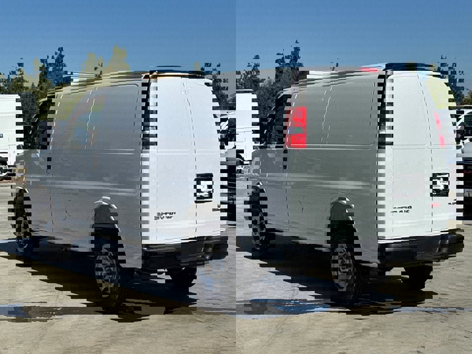 New 2025 GMC Savana 2500 w/ Driver Convenience Package image 16
