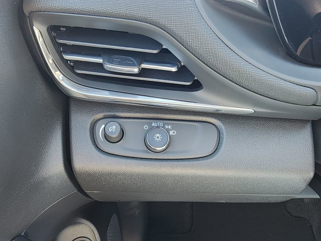 New 2026 Buick Envista Preferred image 17