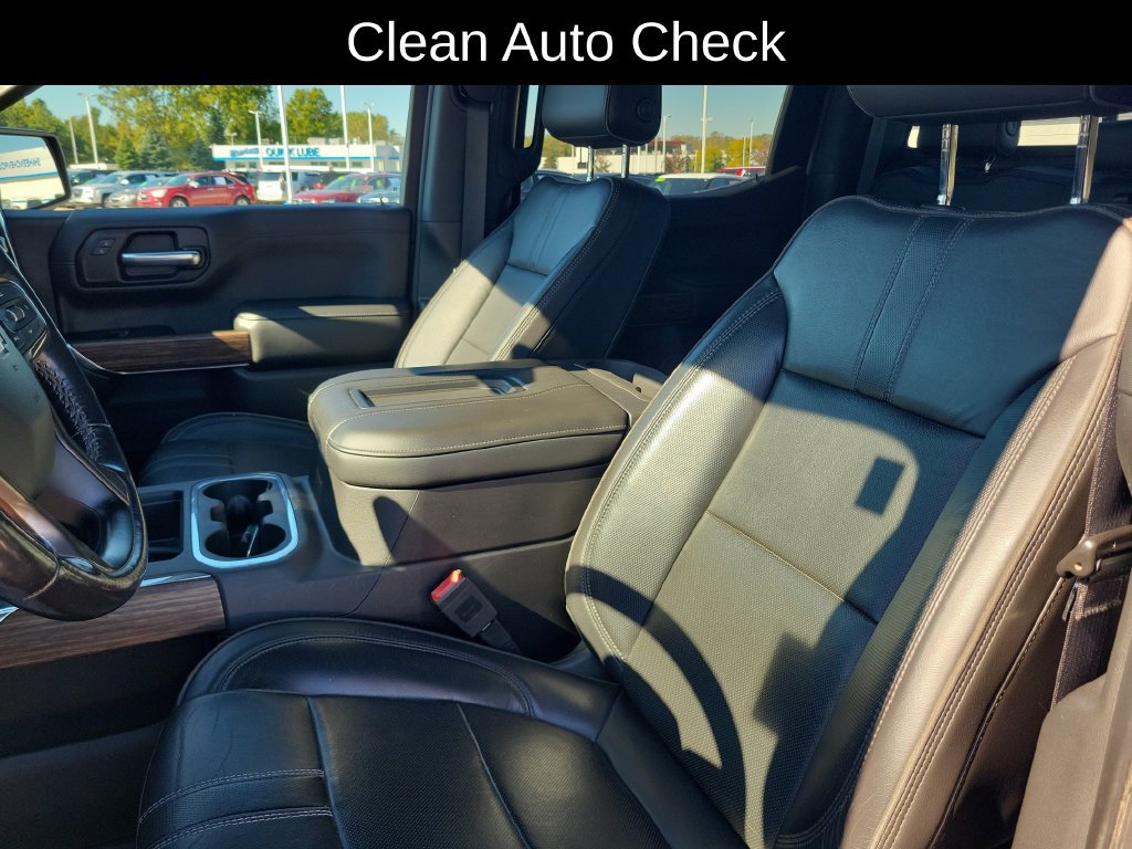 Used 2019 Chevrolet Silverado 1500 High Country w/ Technology Package AWD/4WD image 6