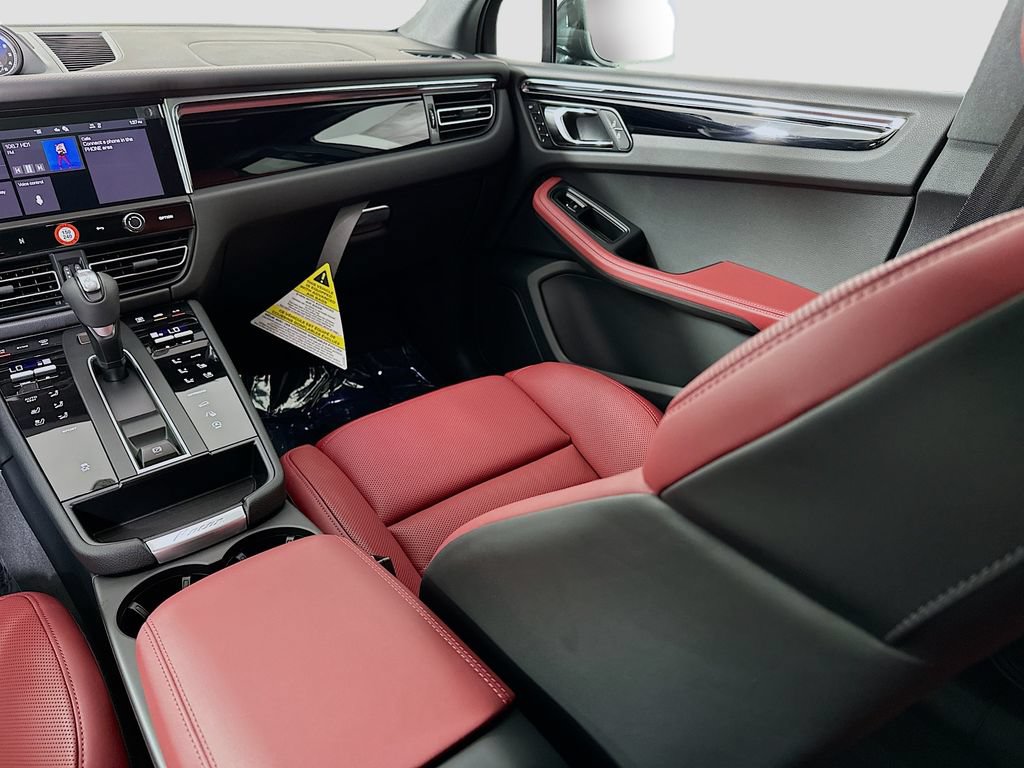 New 2026 Porsche Macan AWD/4WD image 26