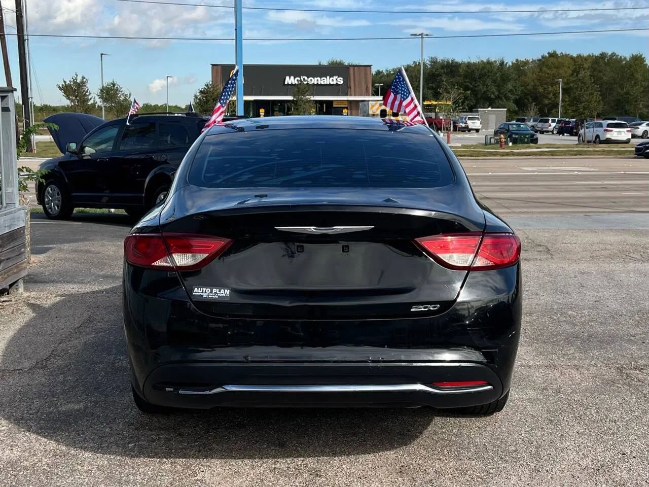 Used 2015 Chrysler 200 Limited image 7