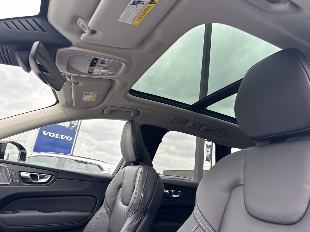 New 2026 Volvo XC60 T8 Ultra w/ Protection Package Premier AWD/4WD image 14