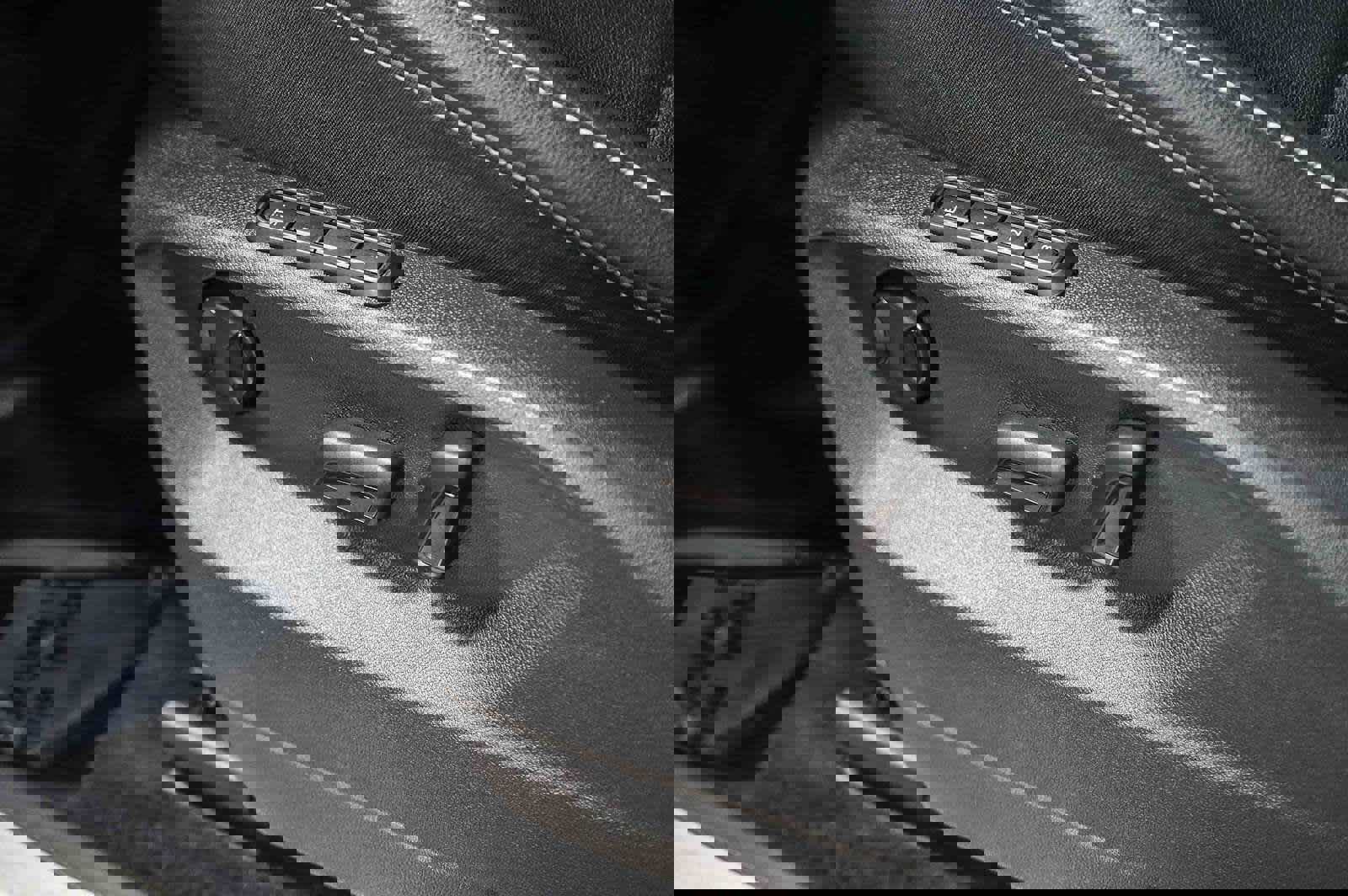 Used 2021 Volkswagen Atlas SEL R-Line image 23