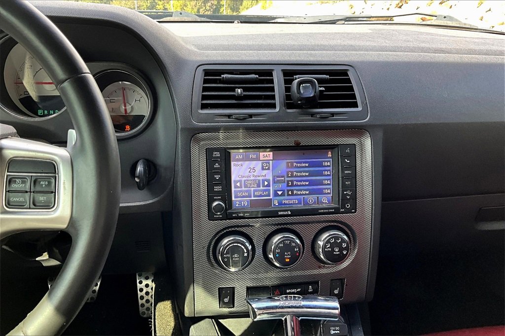 Used 2013 Dodge Challenger R/T image 28