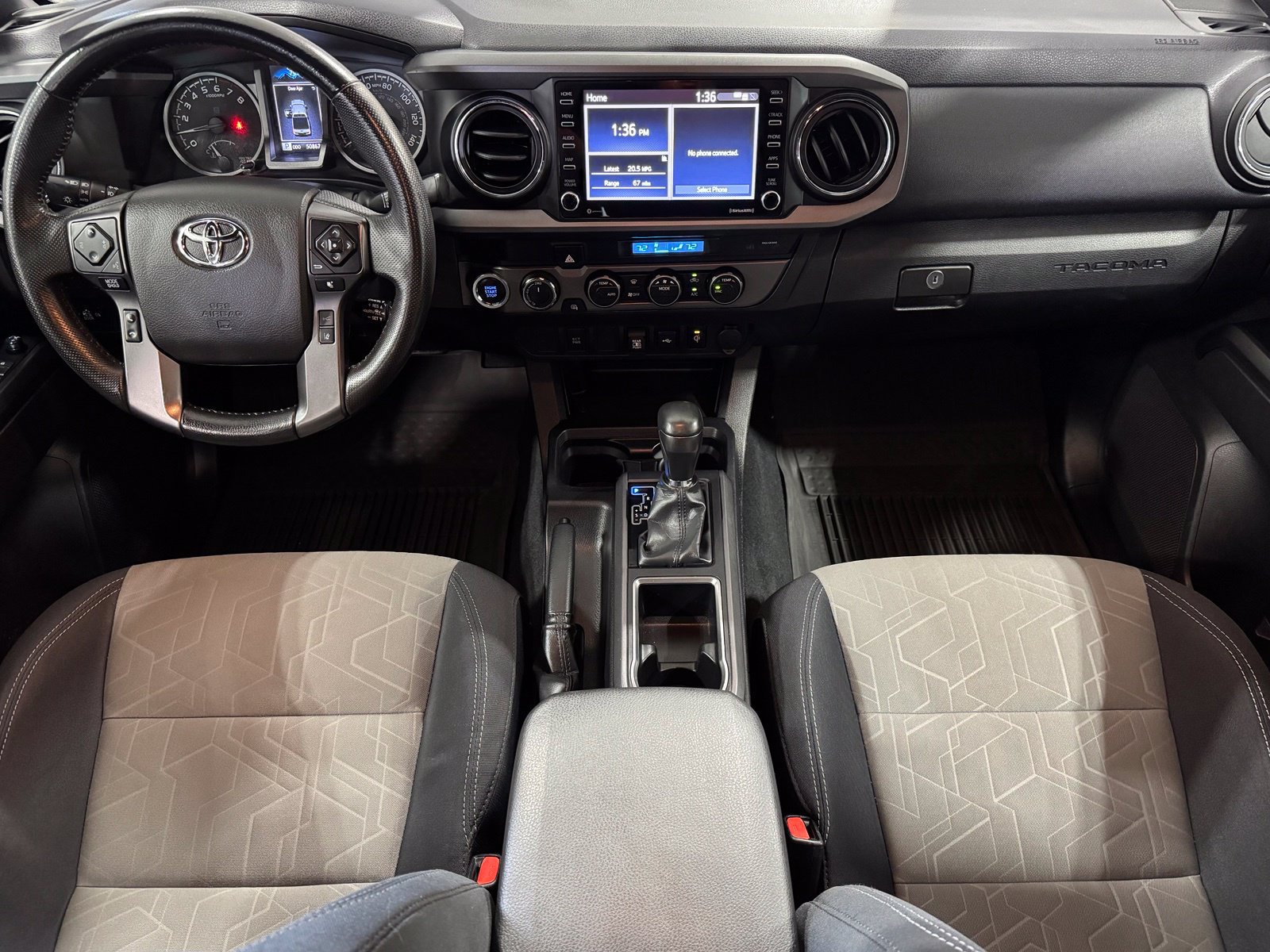 Used 2022 Toyota Tacoma TRD Sport AWD/4WD image 2