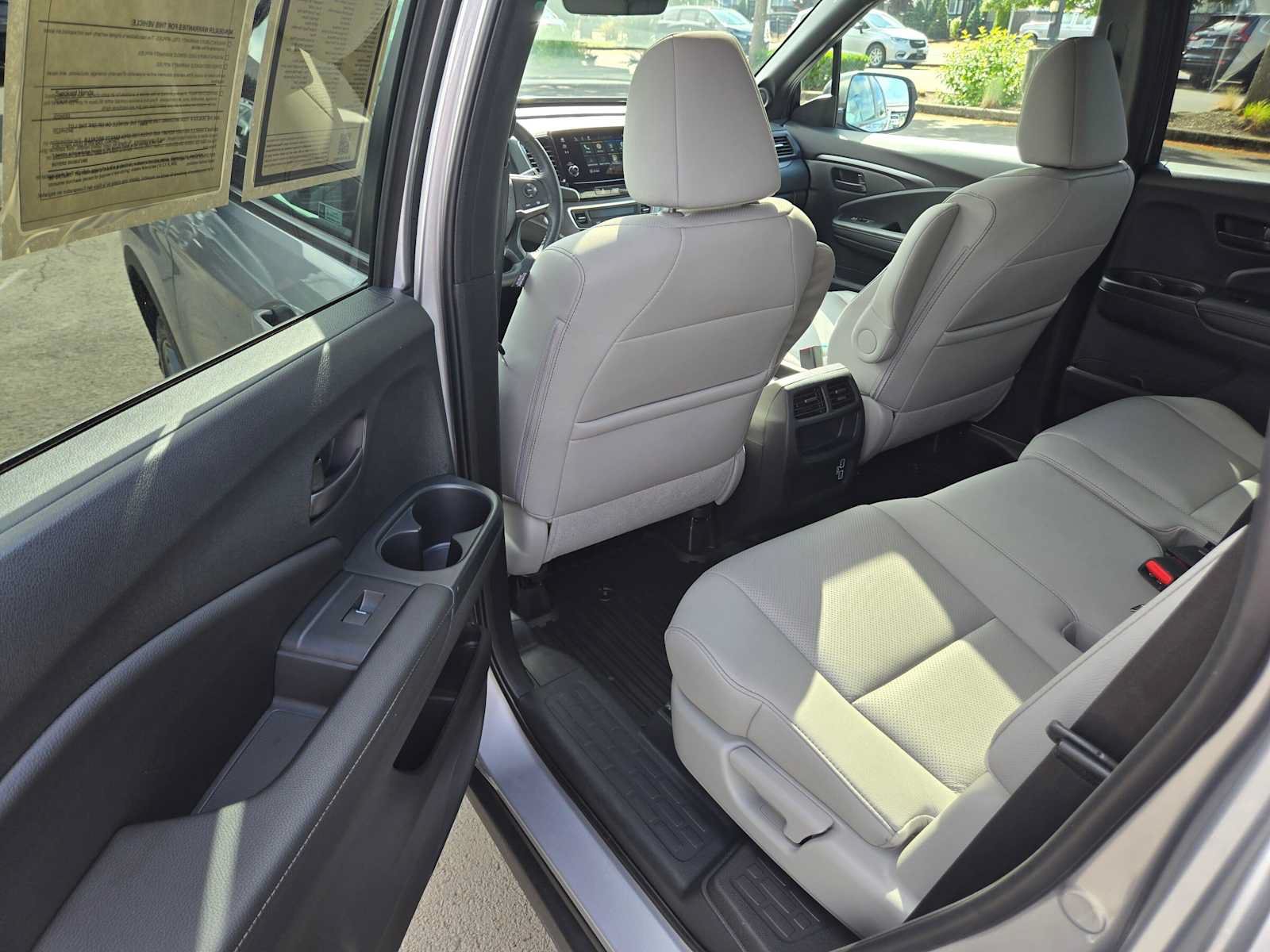 Used 2023 Honda Passport EX-L image 15