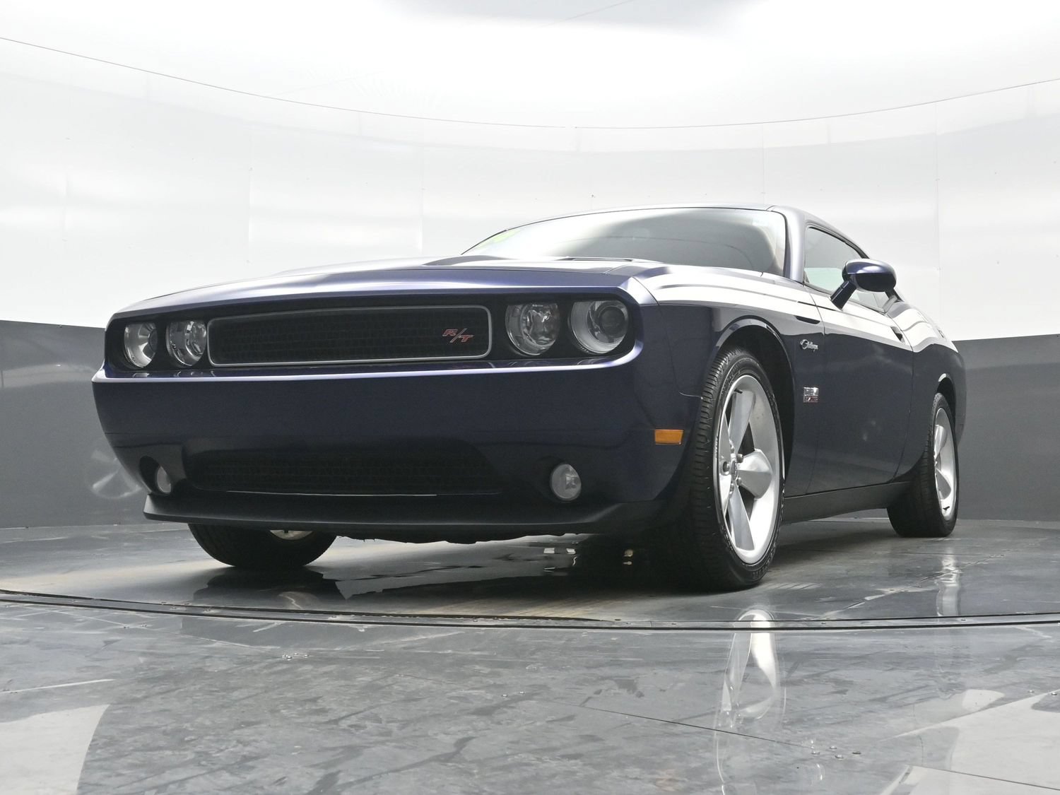 Used 2014 Dodge Challenger R/T RWD image 26