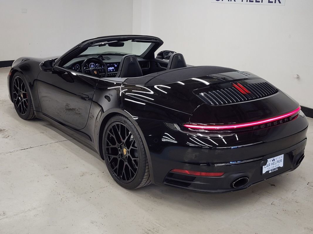 Used 2020 Porsche 911 Carrera 4S AWD/4WD image 9