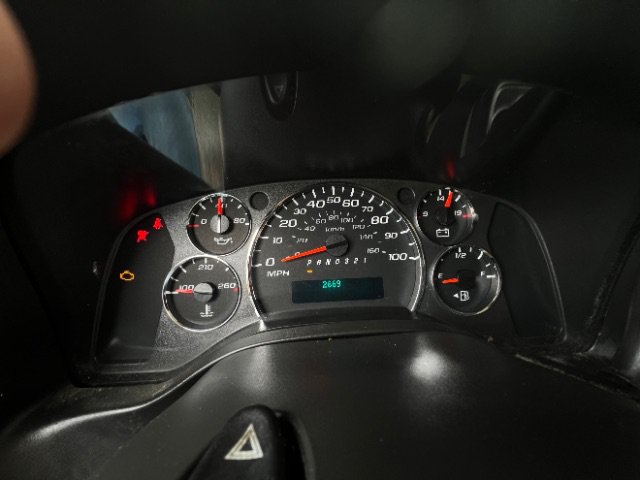 Used 2009 Chevrolet Express 1500 RWD image 10