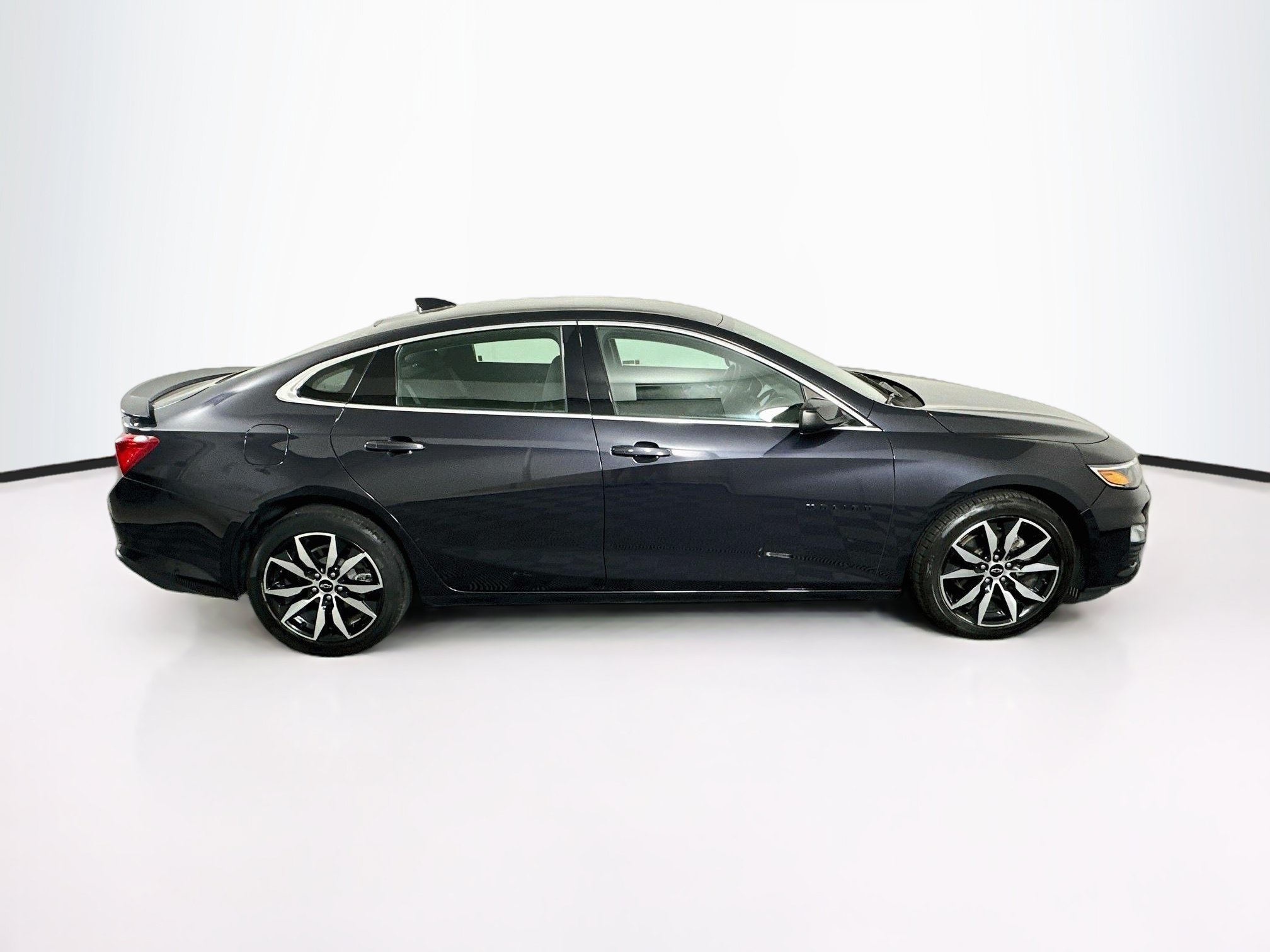 Used 2022 Chevrolet Malibu RS FWD image 10
