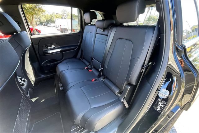 Used 2025 Mercedes-Benz GLB 250 image 23