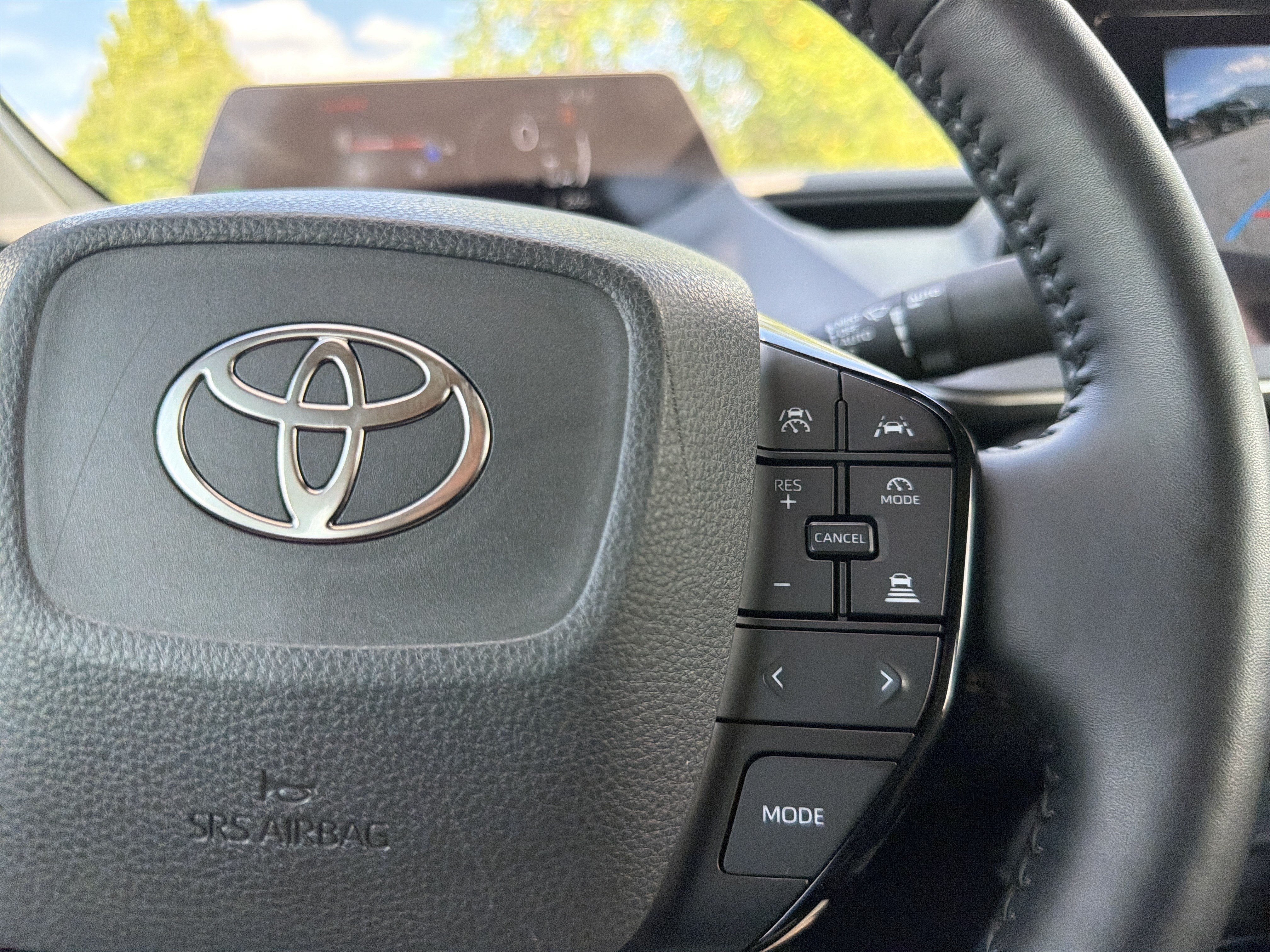 Certified 2024 Toyota Prius XLE AWD/4WD image 11