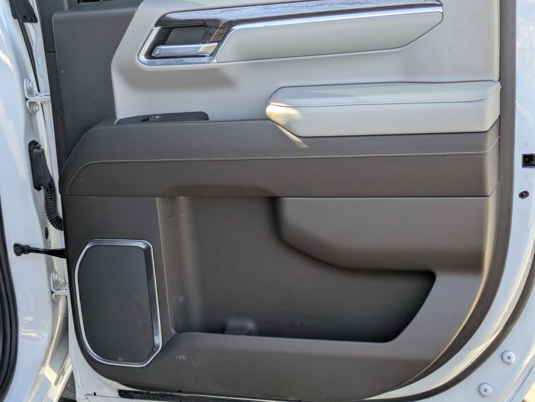 Certified 2023 Chevrolet Silverado 1500 LTZ image 25