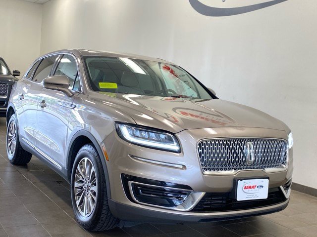 Used 2020 Lincoln Nautilus Premier w/ Equipment Group 101A AWD/4WD image 2