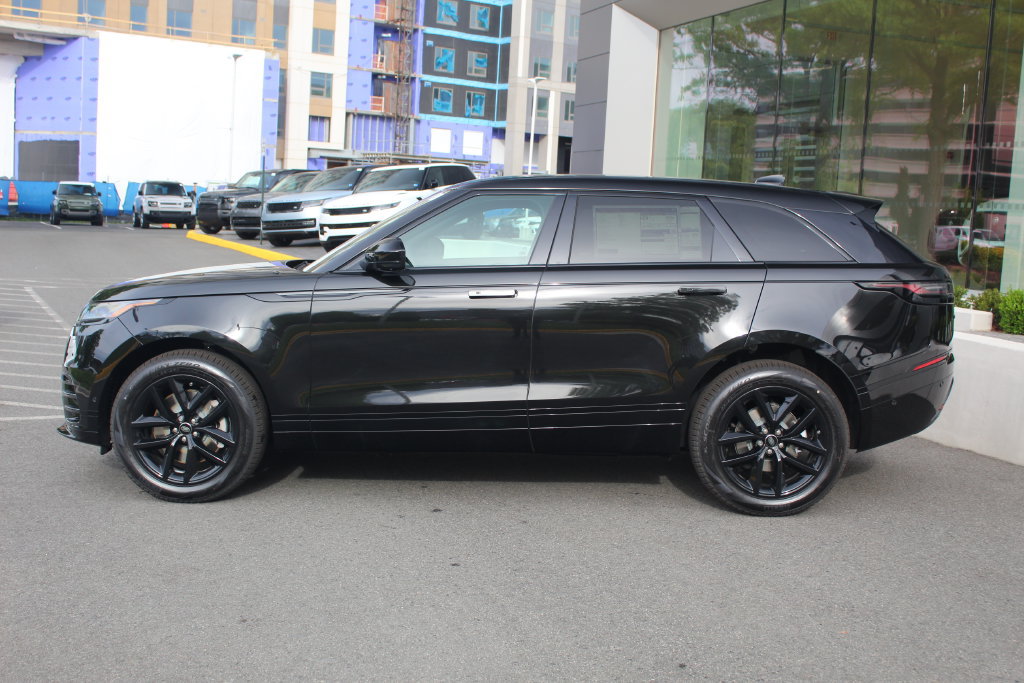 New 2026 Land Rover Range Rover Velar Dynamic SE AWD/4WD image 6