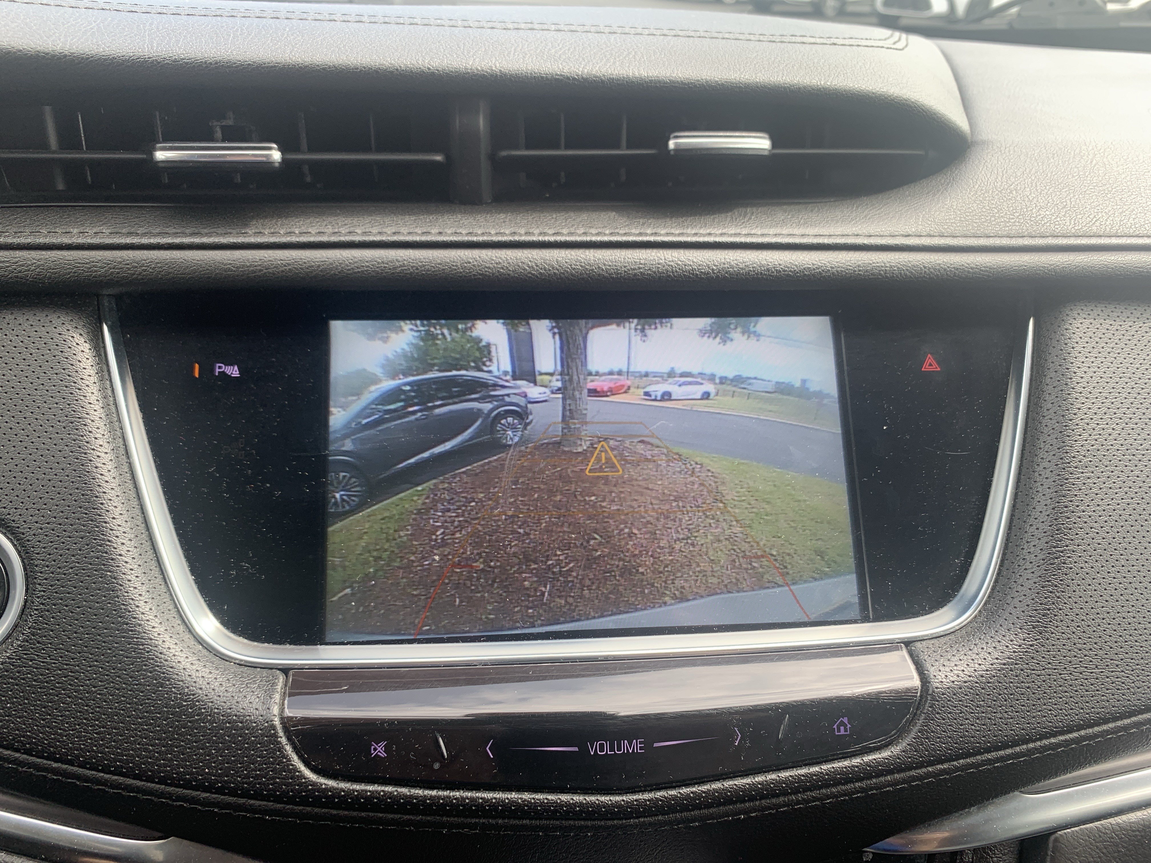 Used 2018 Cadillac XT5 Premium Luxury FWD image 25