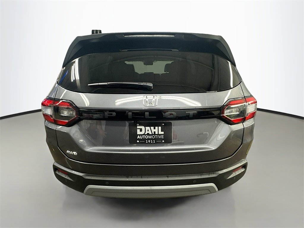 New 2025 Honda Pilot EX-L image 5