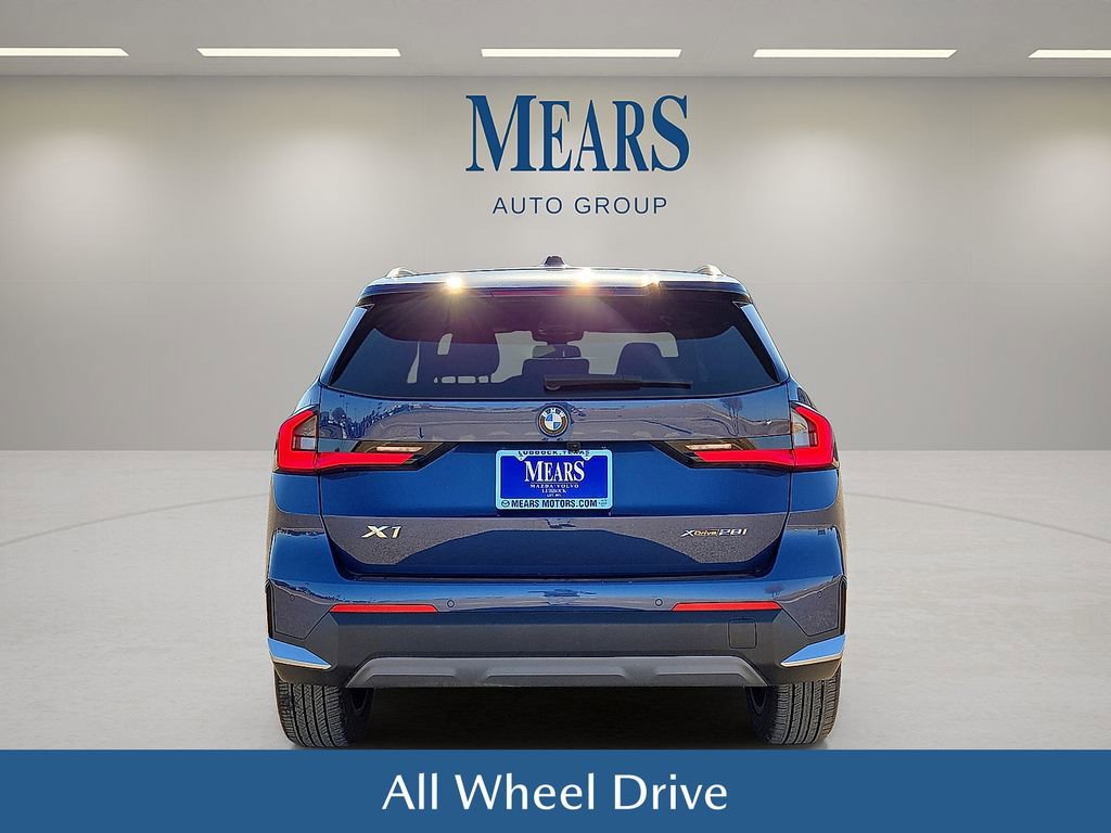 Used 2023 BMW X1 xDrive28i image 5
