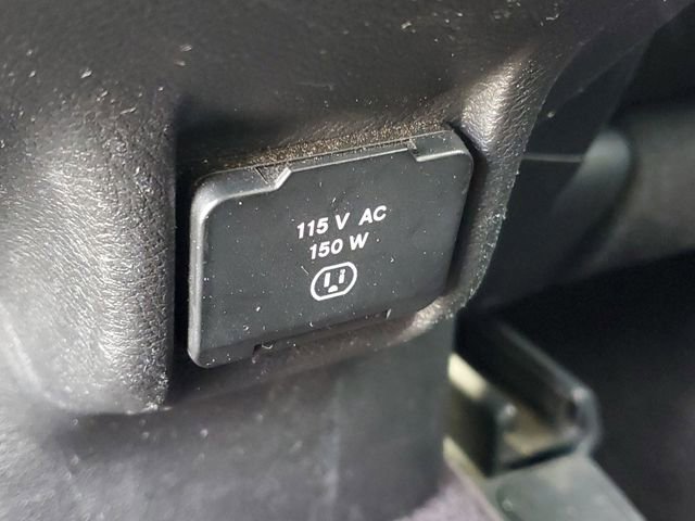 Used 2016 Jeep Cherokee Latitude w/ North All-Season Group AWD/4WD image 12
