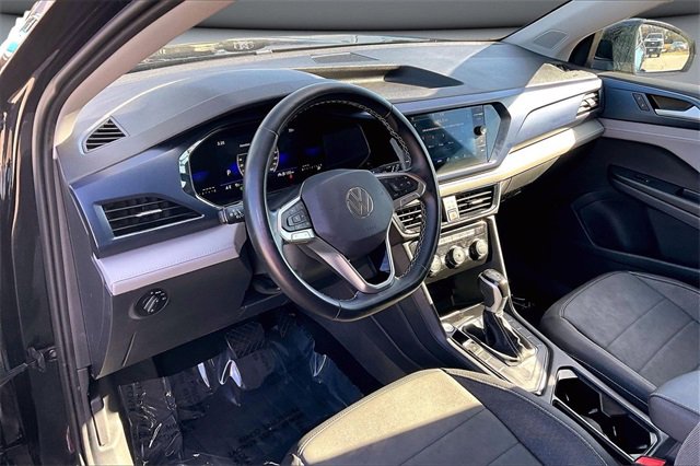 Used 2024 Volkswagen Taos SE image 17