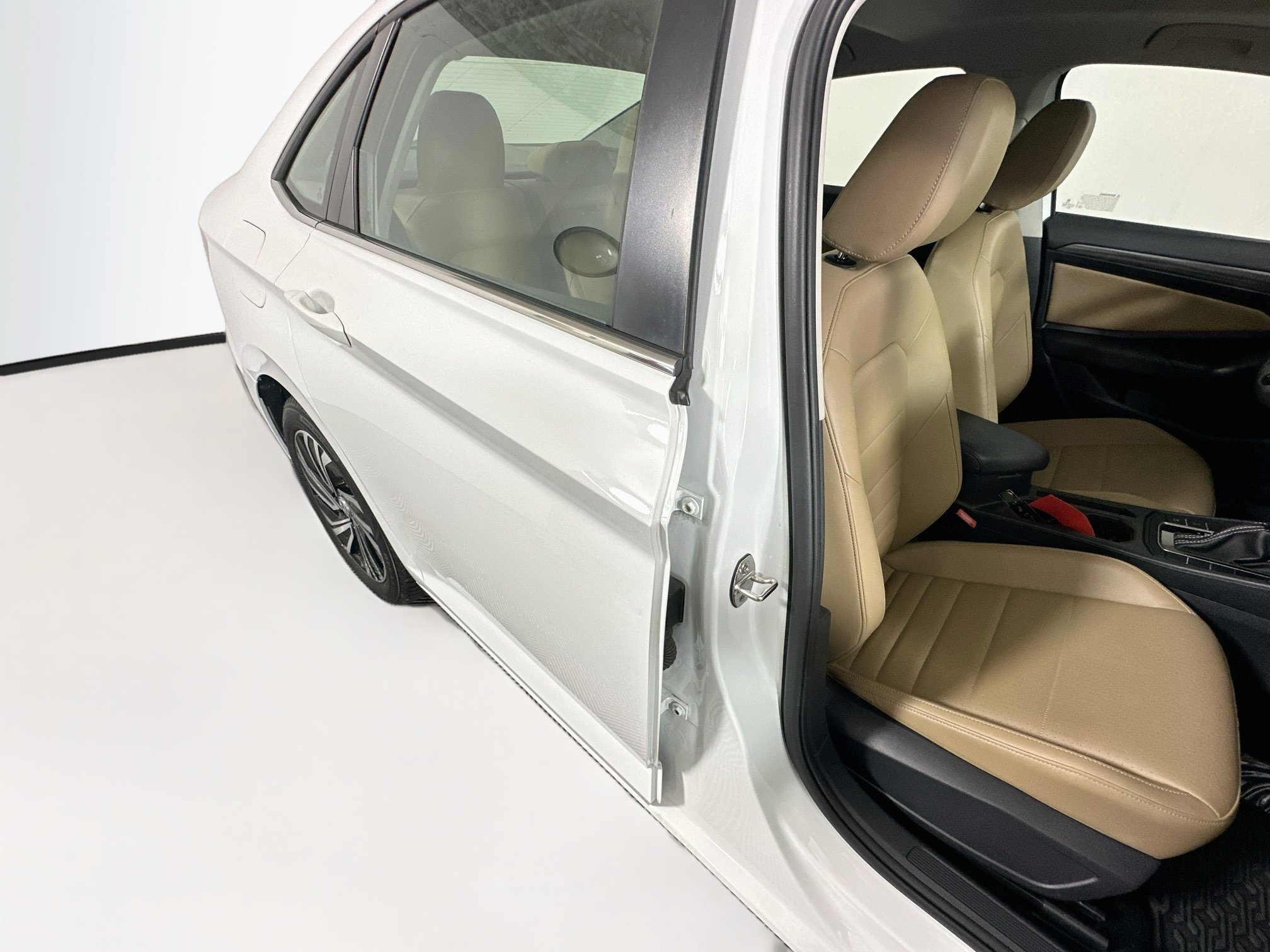 Used 2021 Volkswagen Jetta SEL FWD image 28