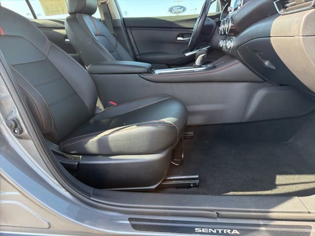 Used 2022 Nissan Sentra SR w/ SR Premium Package FWD image 16