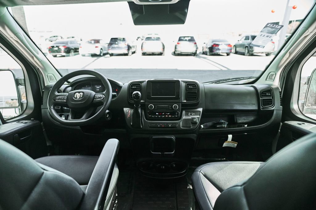 Used 2025 RAM ProMaster 2500 w/ Convenience Group FWD image 39