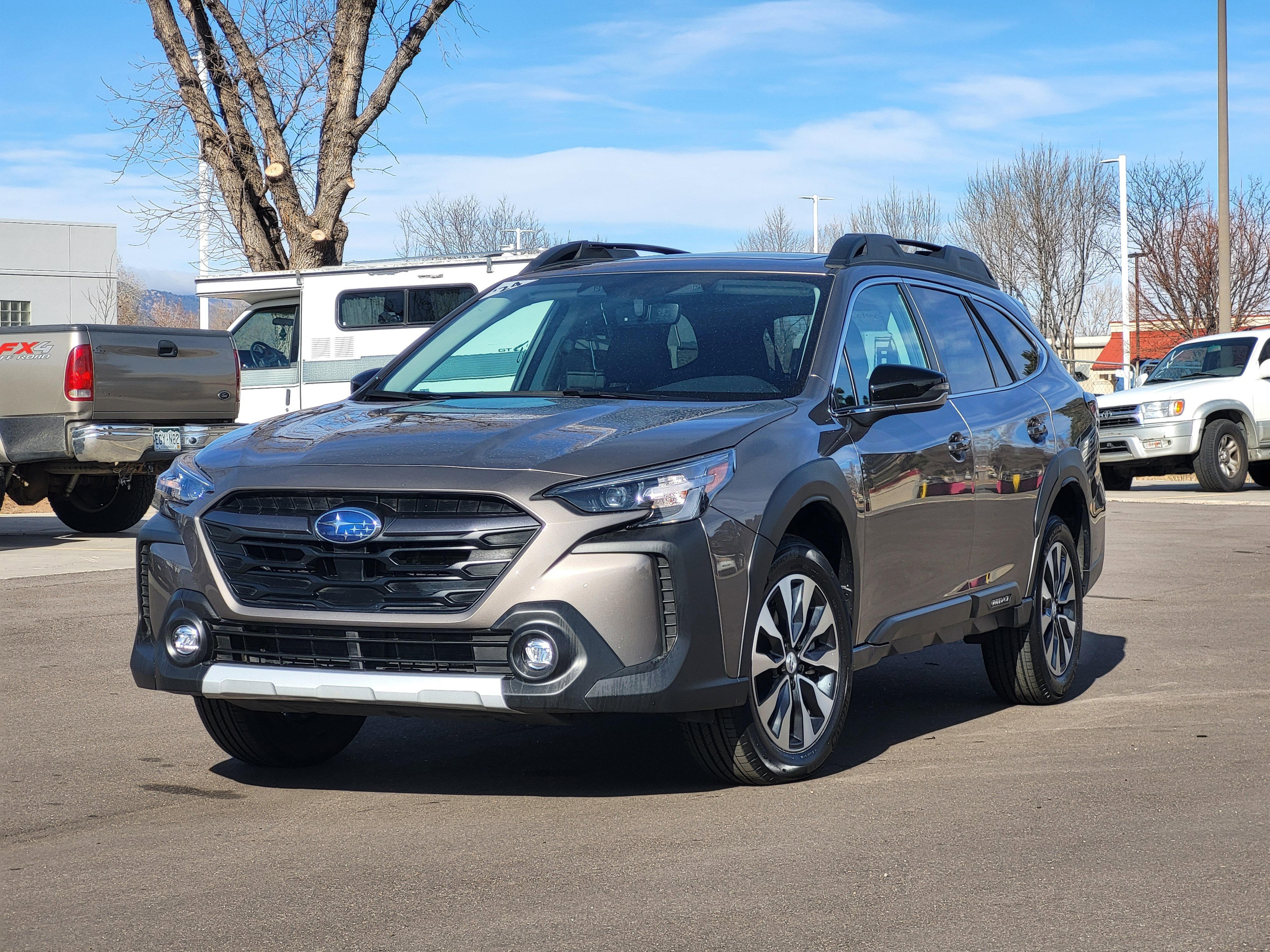 Used 2024 Subaru Outback Limited image 3